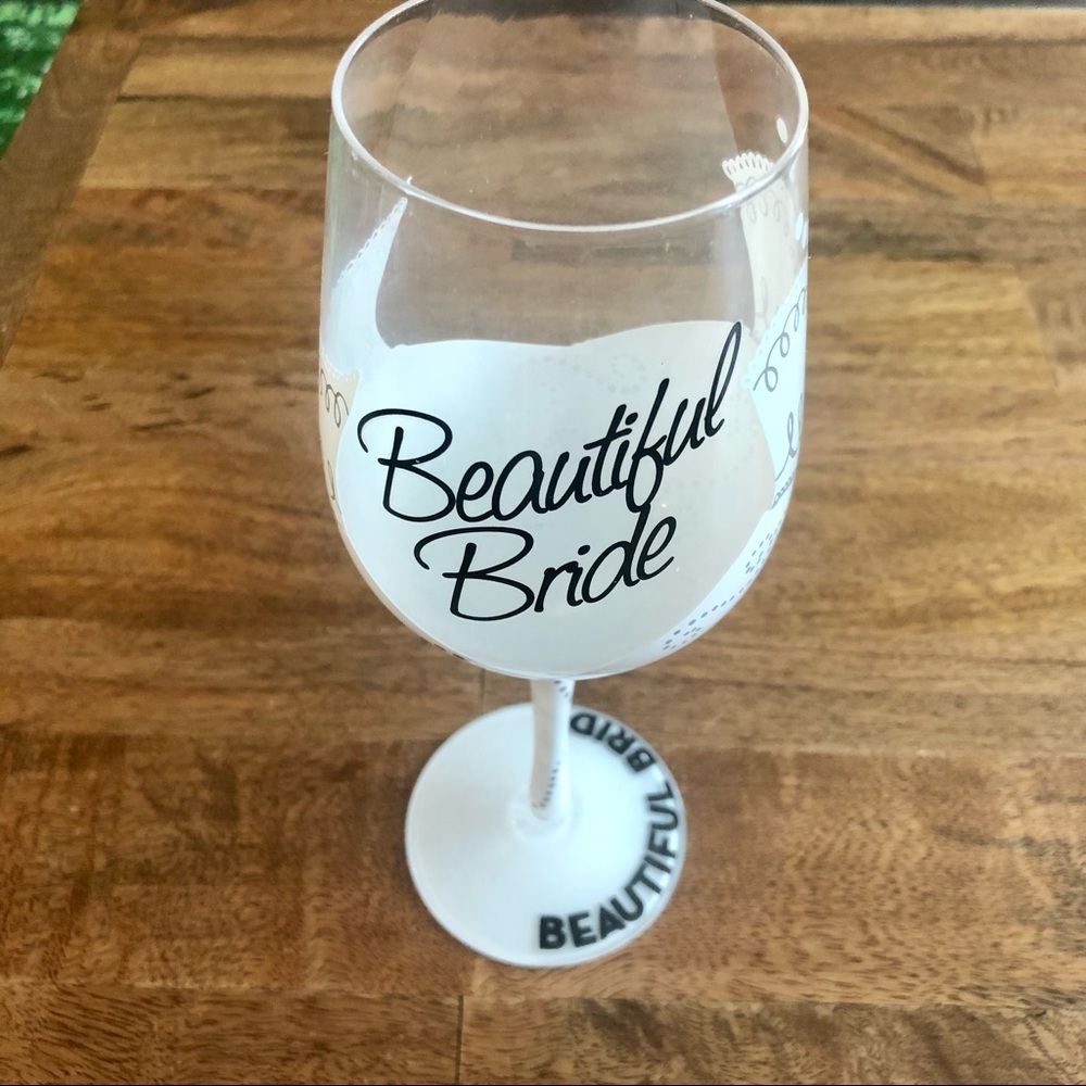 Hand Painted “Beautiful Bride” Wine Glass Wedding Bridal Gift